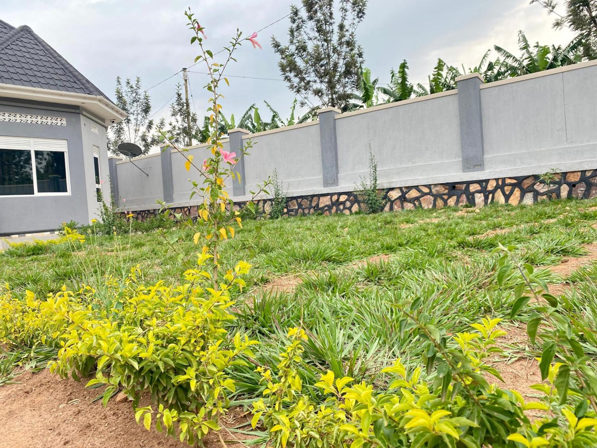 Entula Safari And Accommodation Mbarara Exterior foto